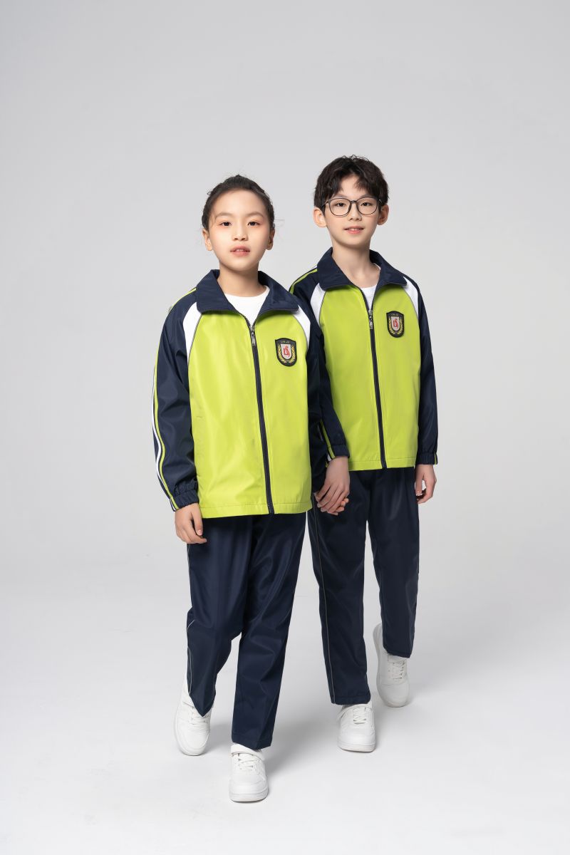 2022年春夏小学校服
